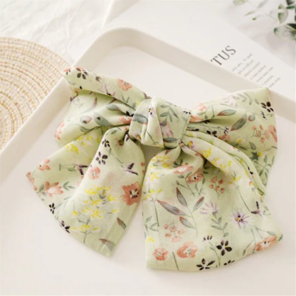 NWT Norah Oversized Green Organza Bow Hair Barrette